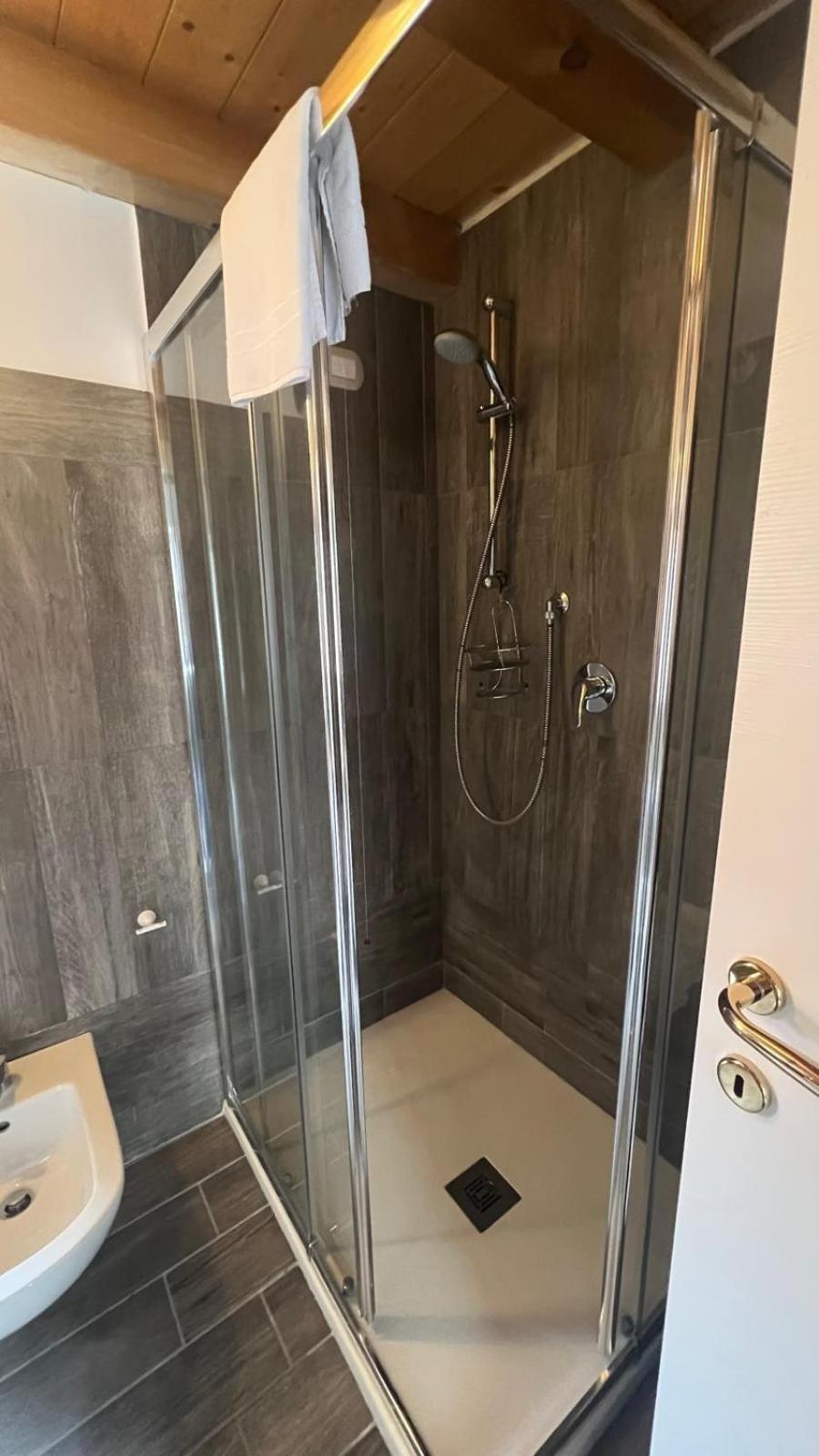 Delphina'S House Villa Lezzeno Ngoại thất bức ảnh